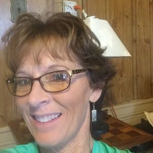 Meet your Posher, Deborah